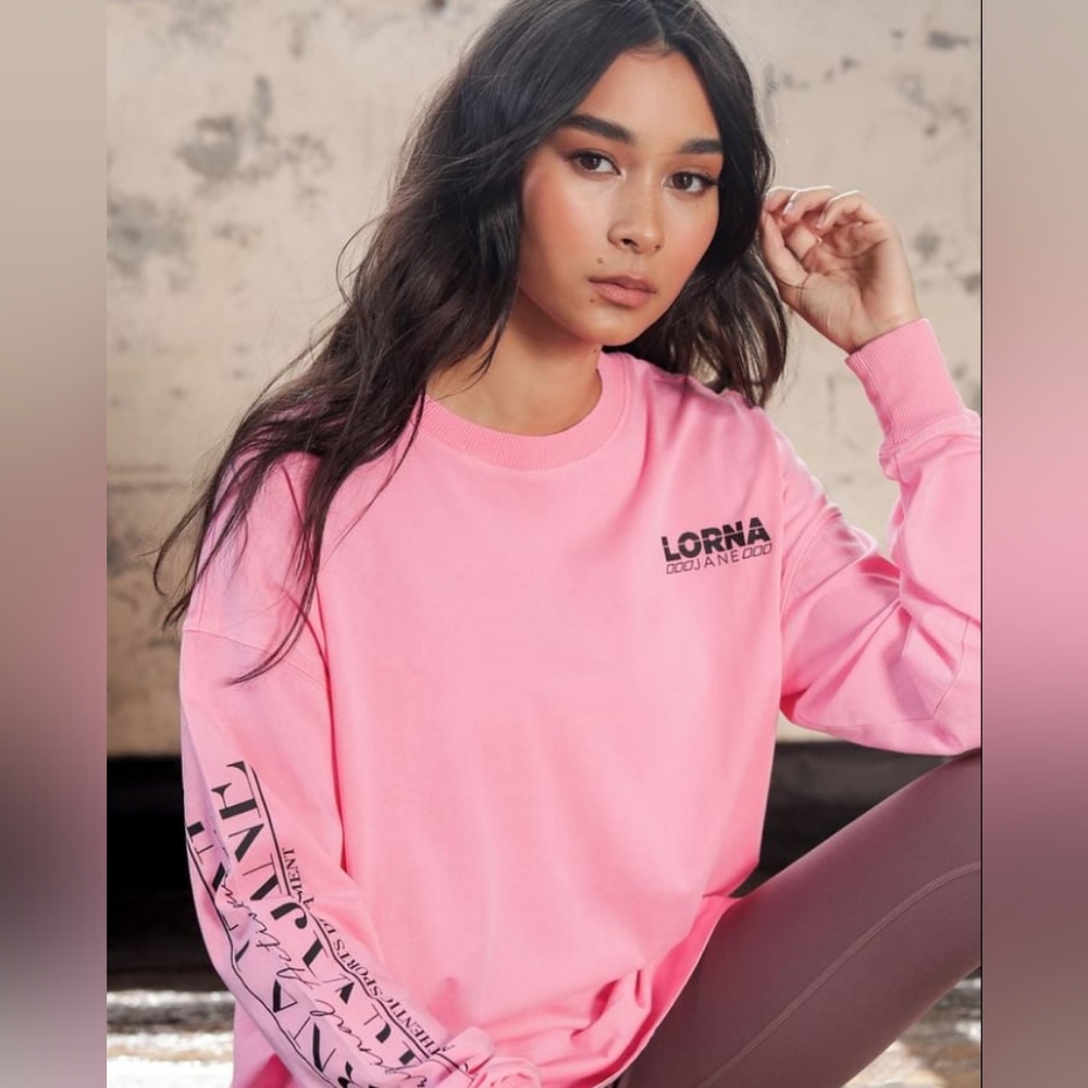 Lorna Jane Long Sleeve Relaxed Fit Graphic Tee